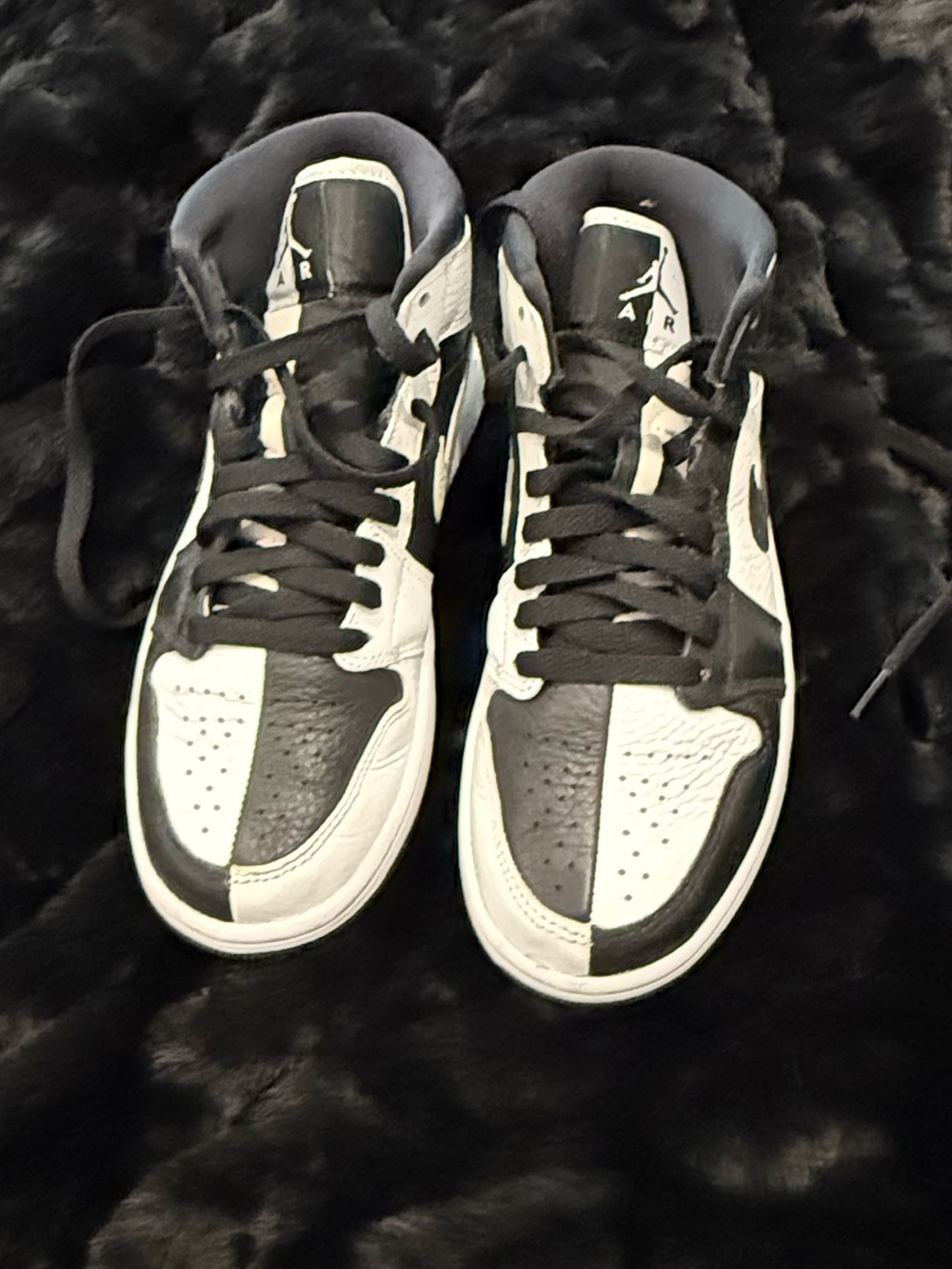 Jordan Unisex Black & White Low-Top Sneakers